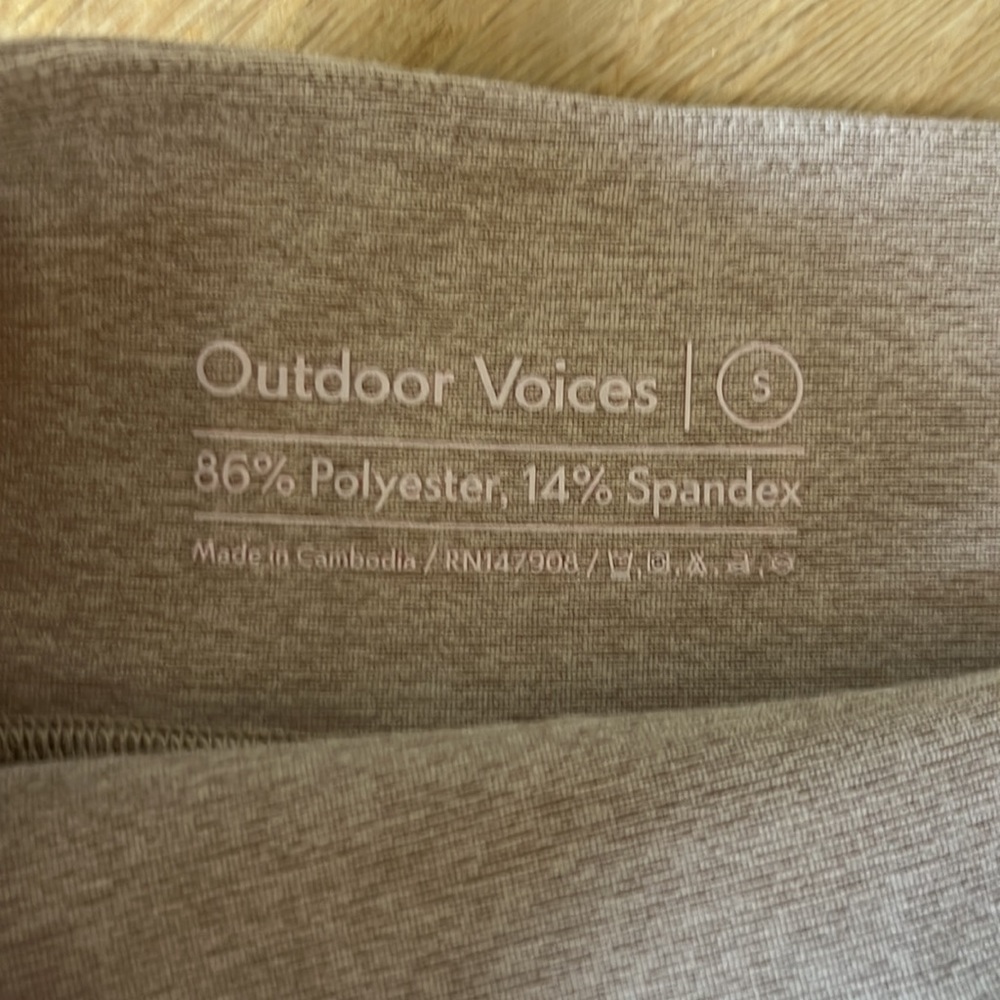 Outdoor Voices Three Tone Neutral Leggings Size S - Picture 3 of 4